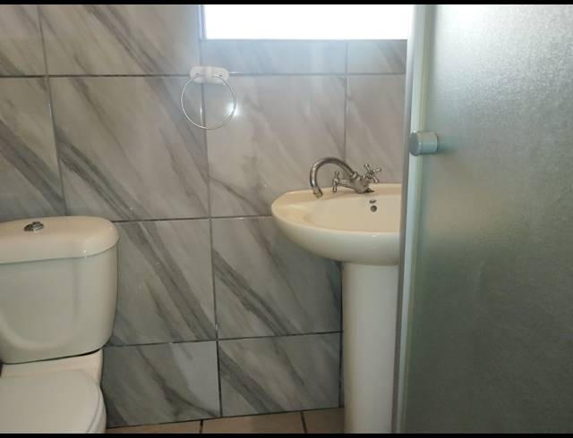 3 BEDROOM HOUSE FOR SALE IN GOLDEN GARDENS